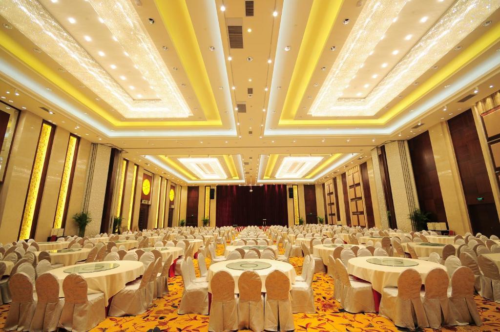 Yungang Jianguo Hotel Datong  Extérieur photo